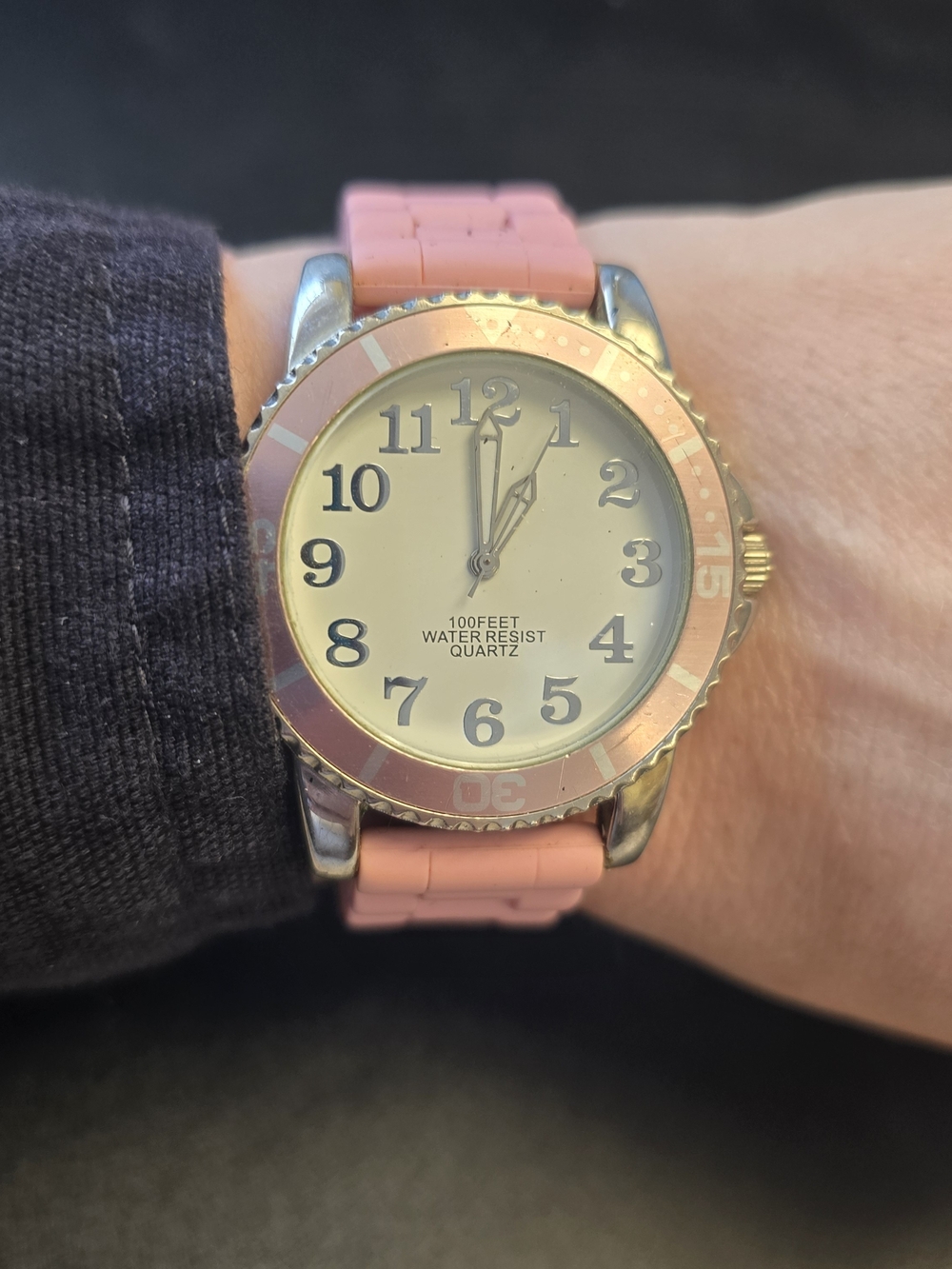 Pink Silicone Strap Casual Watch, Water Resistant